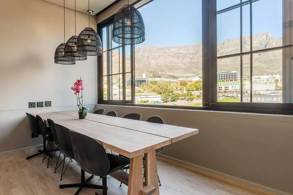 Modern, Sunfilled Urban Apt At The Harri W/Views Cape Town Apartment